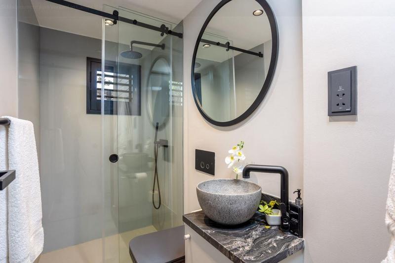 5 Bedroom Property for Sale in Camps Bay Western Cape